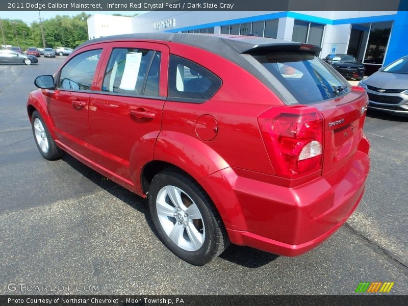 Inferno Red Crystal Pearl / Dark Slate Gray 2011 Dodge Caliber Mainstreet