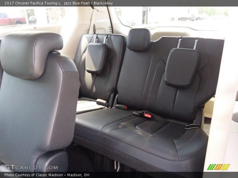 Jazz Blue Pearl / Black/Alloy 2017 Chrysler Pacifica Touring L