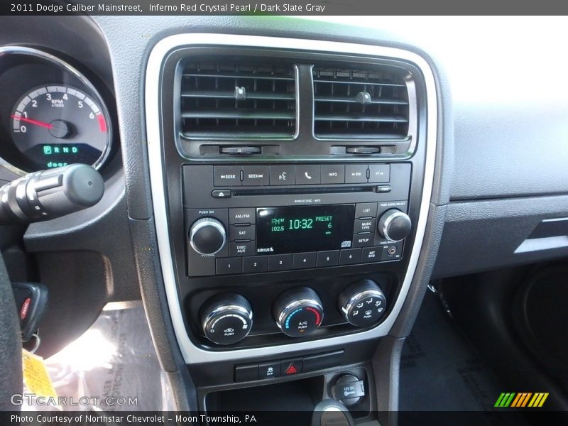Inferno Red Crystal Pearl / Dark Slate Gray 2011 Dodge Caliber Mainstreet