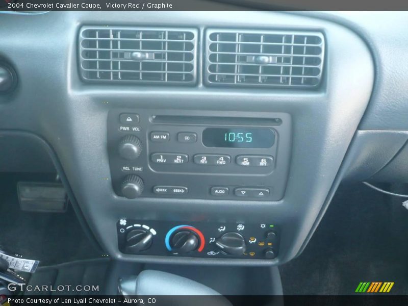 Victory Red / Graphite 2004 Chevrolet Cavalier Coupe