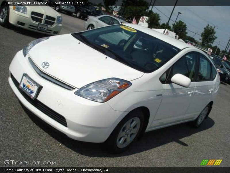 Super White / Beige 2006 Toyota Prius Hybrid