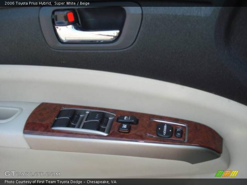 Super White / Beige 2006 Toyota Prius Hybrid