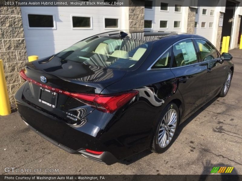 Midnight Black Metallic / Beige 2019 Toyota Avalon Hybrid Limited
