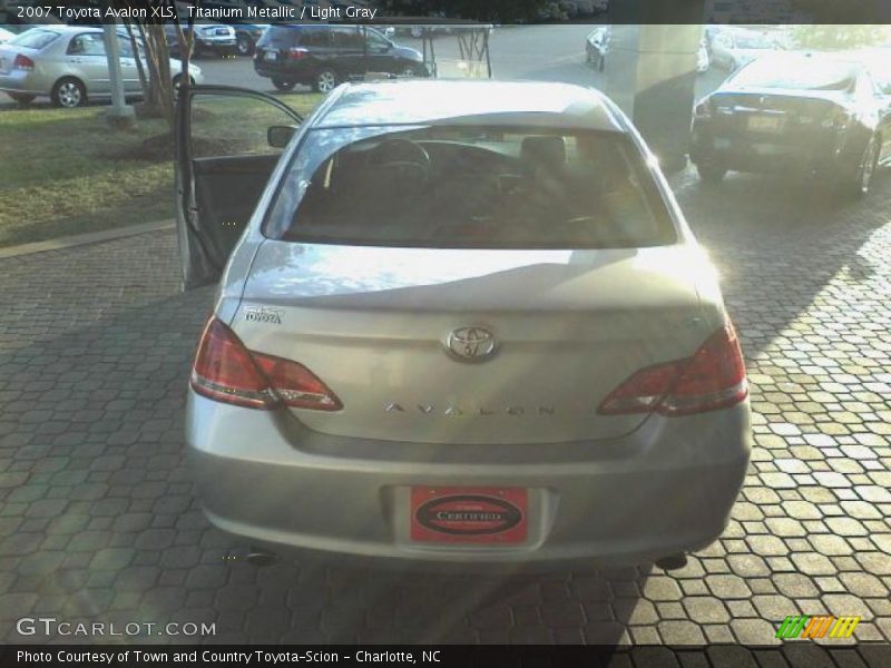 Titanium Metallic / Light Gray 2007 Toyota Avalon XLS