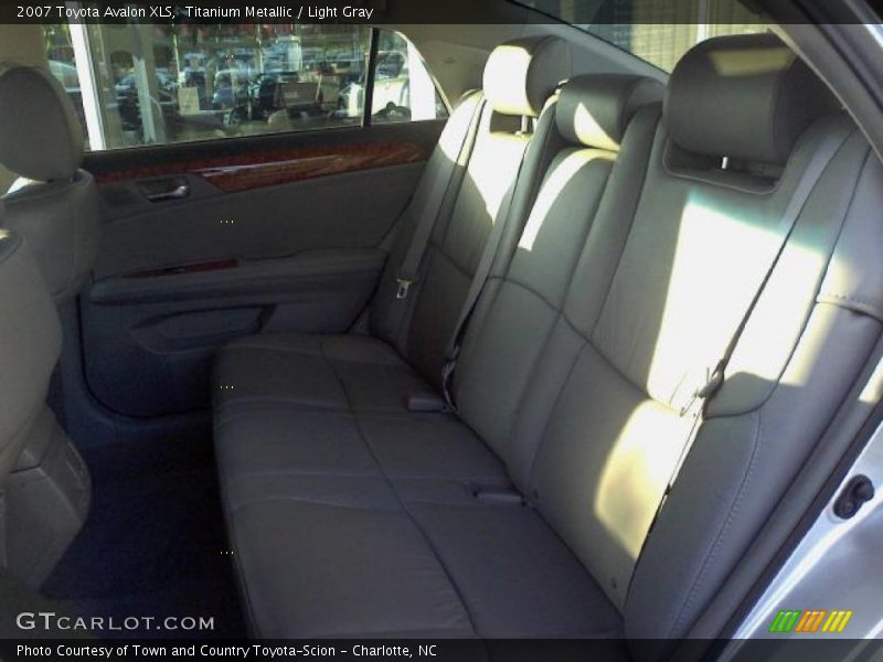 Titanium Metallic / Light Gray 2007 Toyota Avalon XLS