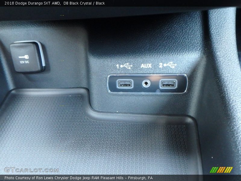 DB Black Crystal / Black 2018 Dodge Durango SXT AWD