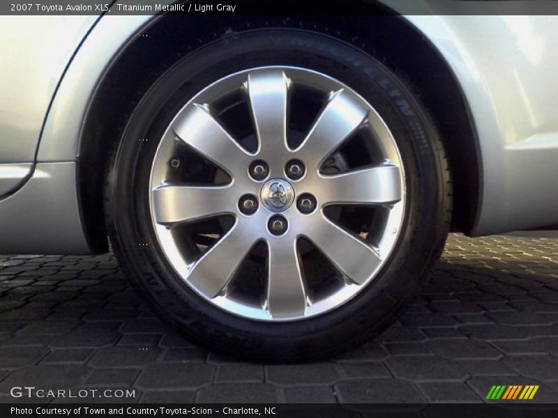 Titanium Metallic / Light Gray 2007 Toyota Avalon XLS