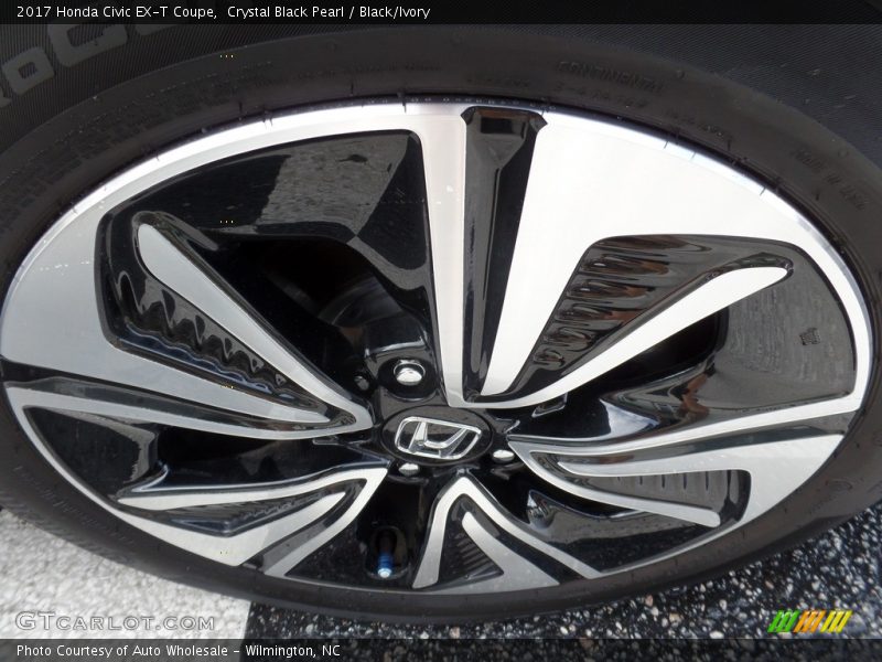 Crystal Black Pearl / Black/Ivory 2017 Honda Civic EX-T Coupe