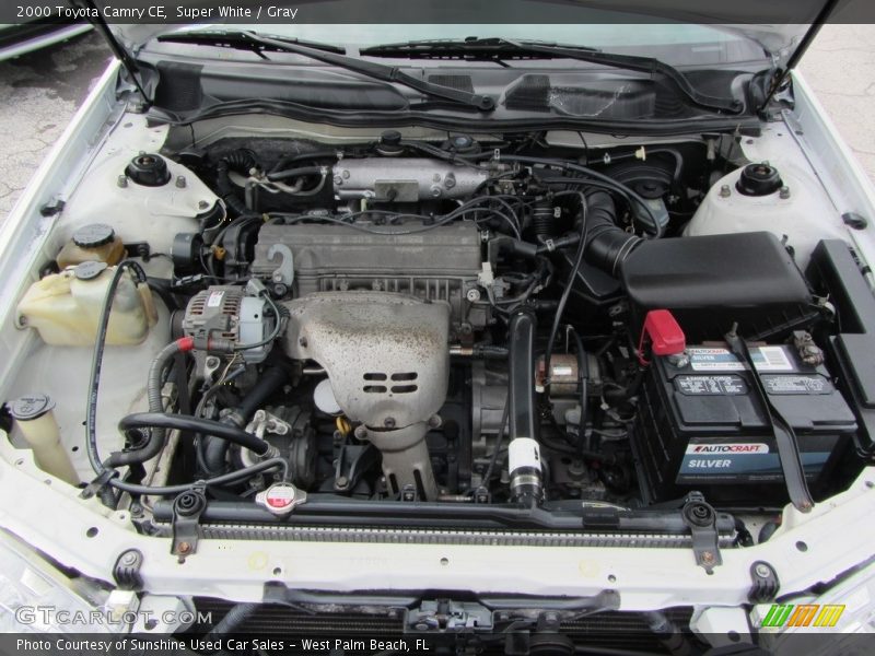 Super White / Gray 2000 Toyota Camry CE