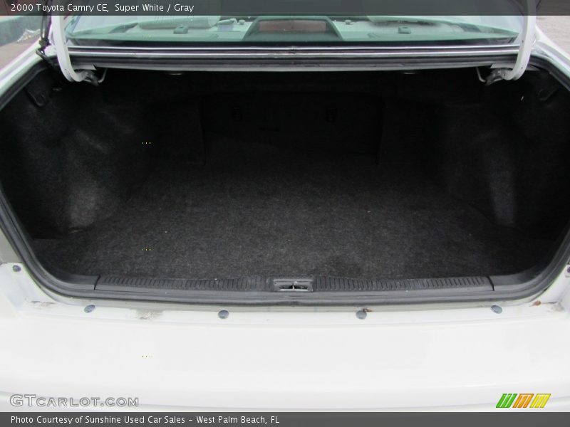 Super White / Gray 2000 Toyota Camry CE