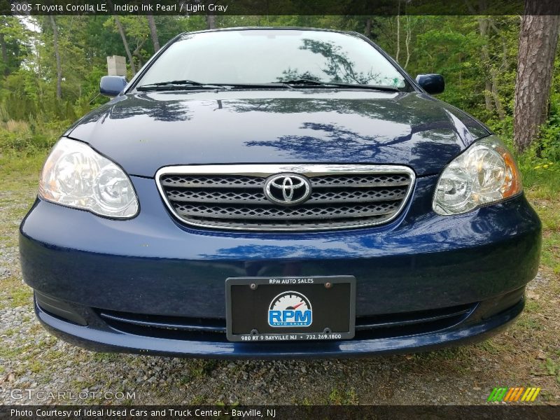Indigo Ink Pearl / Light Gray 2005 Toyota Corolla LE