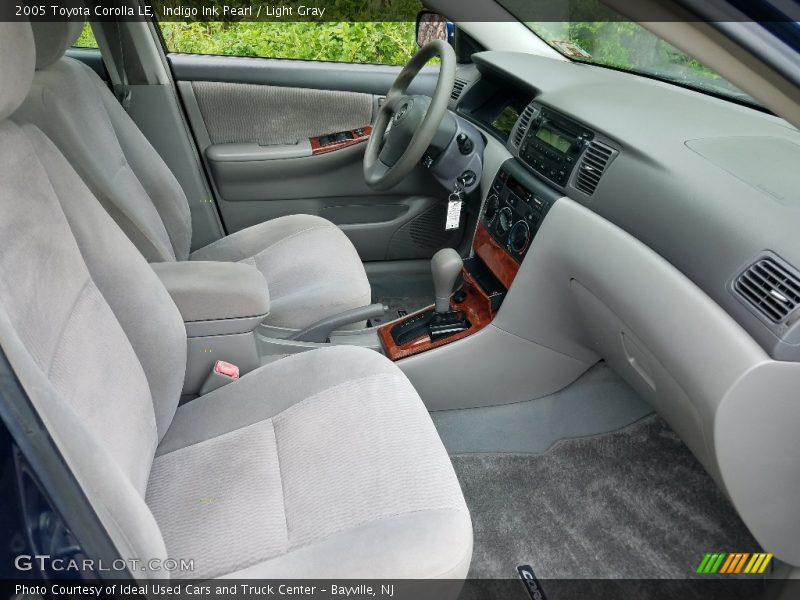 Indigo Ink Pearl / Light Gray 2005 Toyota Corolla LE