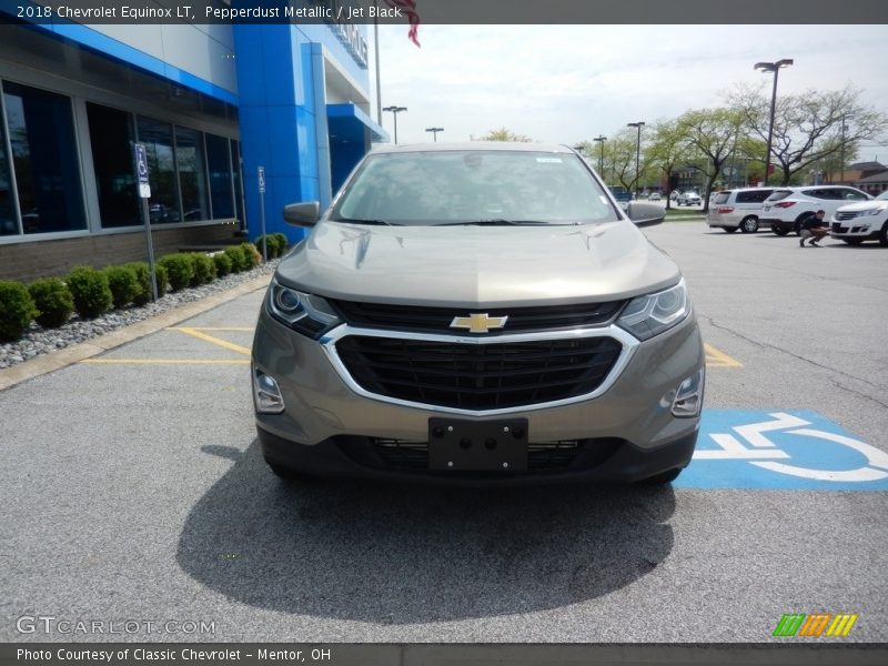Pepperdust Metallic / Jet Black 2018 Chevrolet Equinox LT