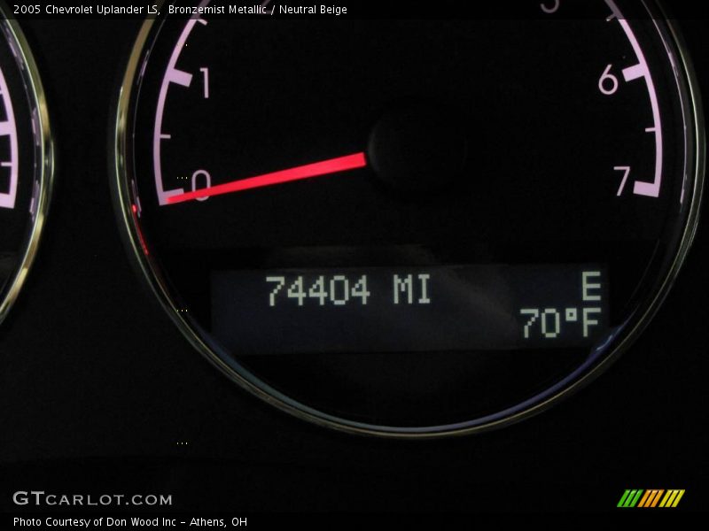 Bronzemist Metallic / Neutral Beige 2005 Chevrolet Uplander LS