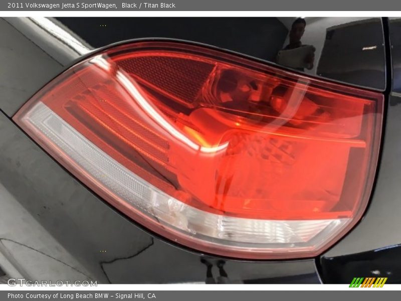 Black / Titan Black 2011 Volkswagen Jetta S SportWagen