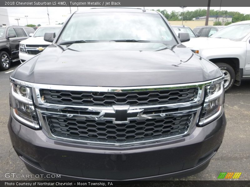 Tungsten Metallic / Jet Black 2018 Chevrolet Suburban LS 4WD