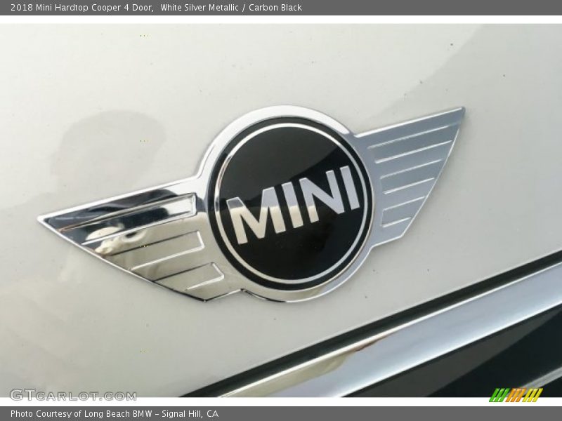 White Silver Metallic / Carbon Black 2018 Mini Hardtop Cooper 4 Door