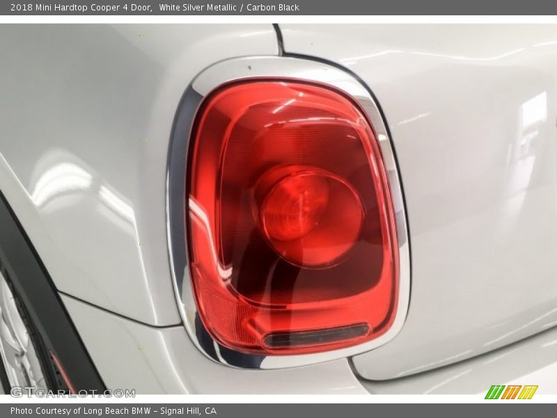 White Silver Metallic / Carbon Black 2018 Mini Hardtop Cooper 4 Door