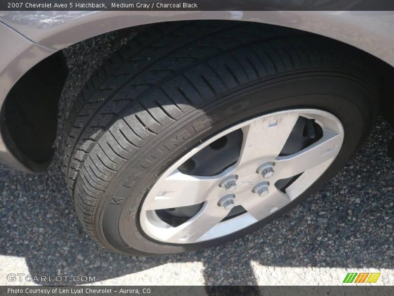 Medium Gray / Charcoal Black 2007 Chevrolet Aveo 5 Hatchback