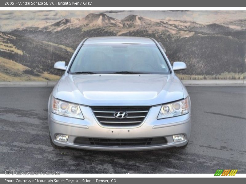 Bright Silver / Gray 2009 Hyundai Sonata SE V6