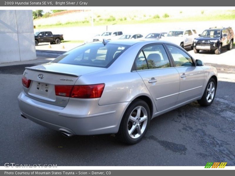 Bright Silver / Gray 2009 Hyundai Sonata SE V6