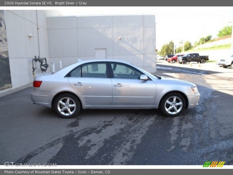 Bright Silver / Gray 2009 Hyundai Sonata SE V6