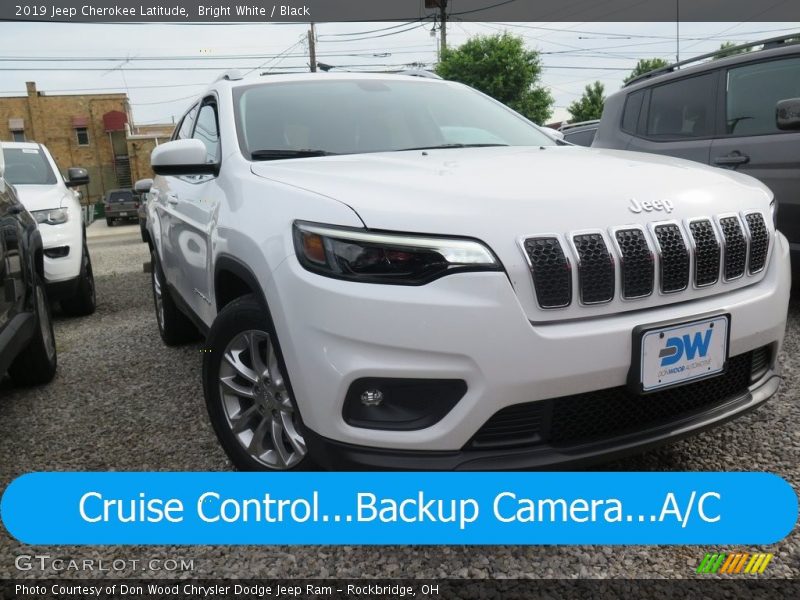 Bright White / Black 2019 Jeep Cherokee Latitude