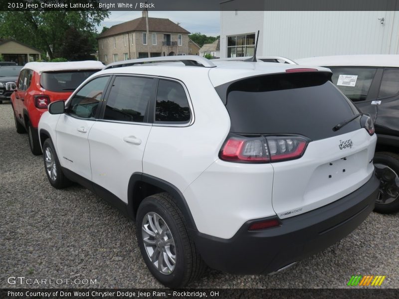 Bright White / Black 2019 Jeep Cherokee Latitude