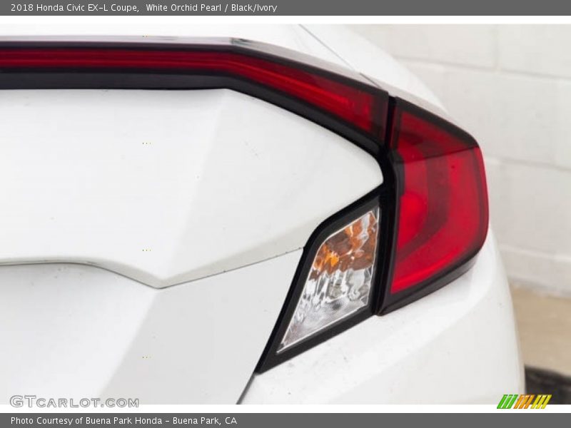 White Orchid Pearl / Black/Ivory 2018 Honda Civic EX-L Coupe