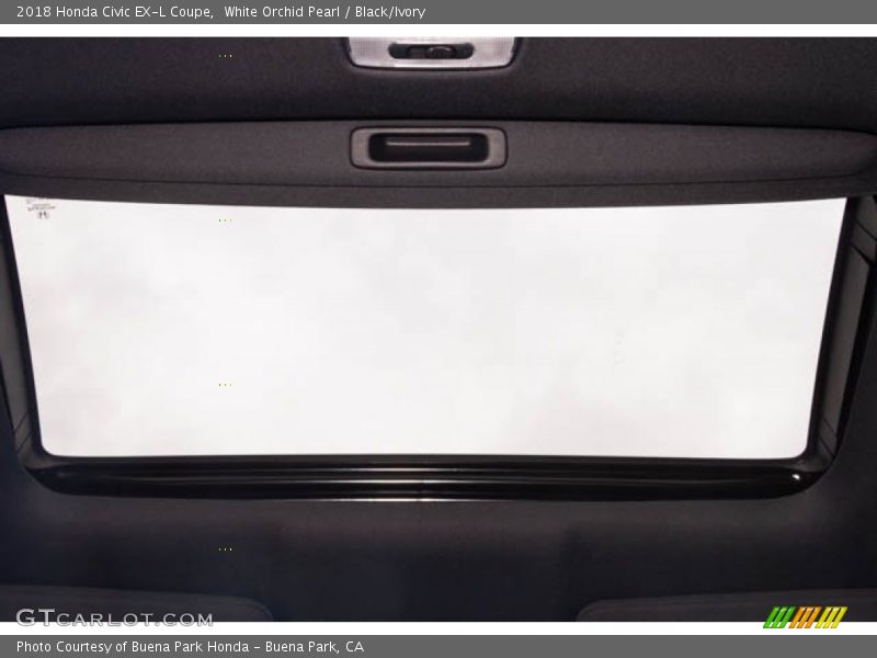 White Orchid Pearl / Black/Ivory 2018 Honda Civic EX-L Coupe