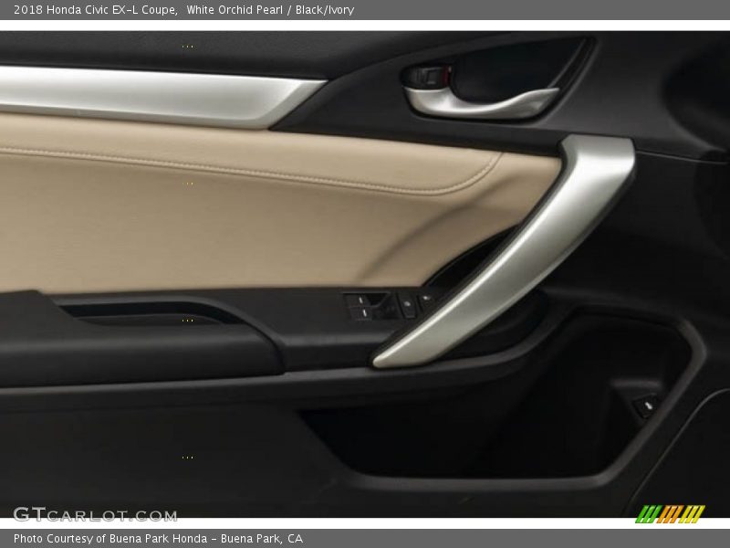 White Orchid Pearl / Black/Ivory 2018 Honda Civic EX-L Coupe