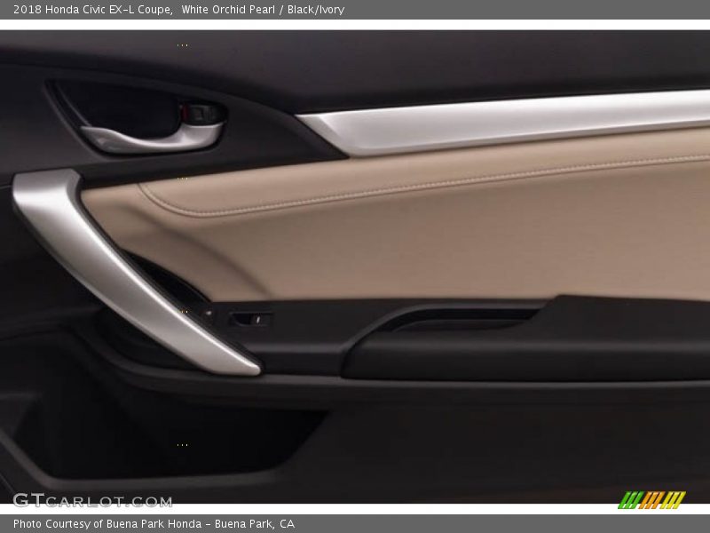 White Orchid Pearl / Black/Ivory 2018 Honda Civic EX-L Coupe