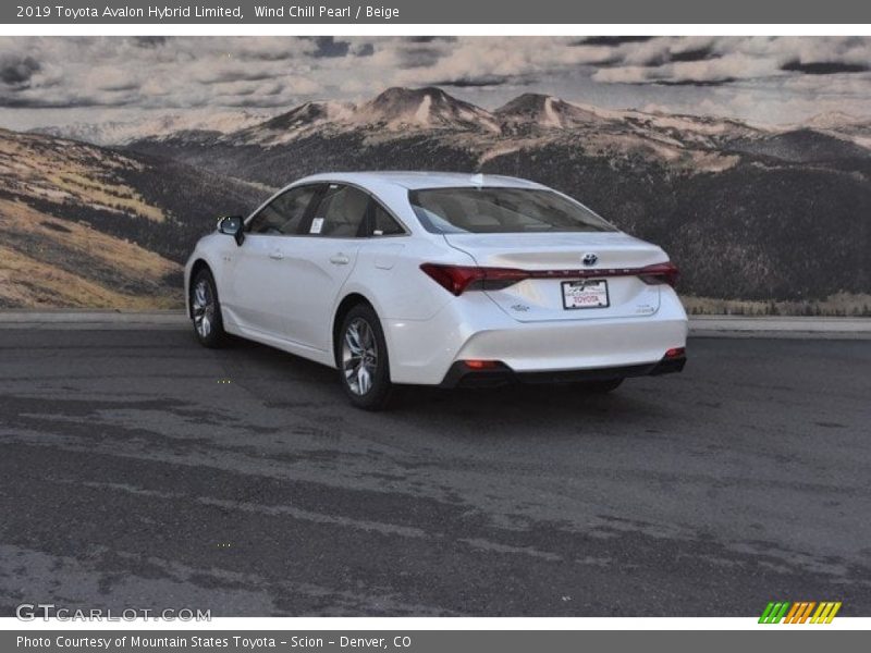 Wind Chill Pearl / Beige 2019 Toyota Avalon Hybrid Limited