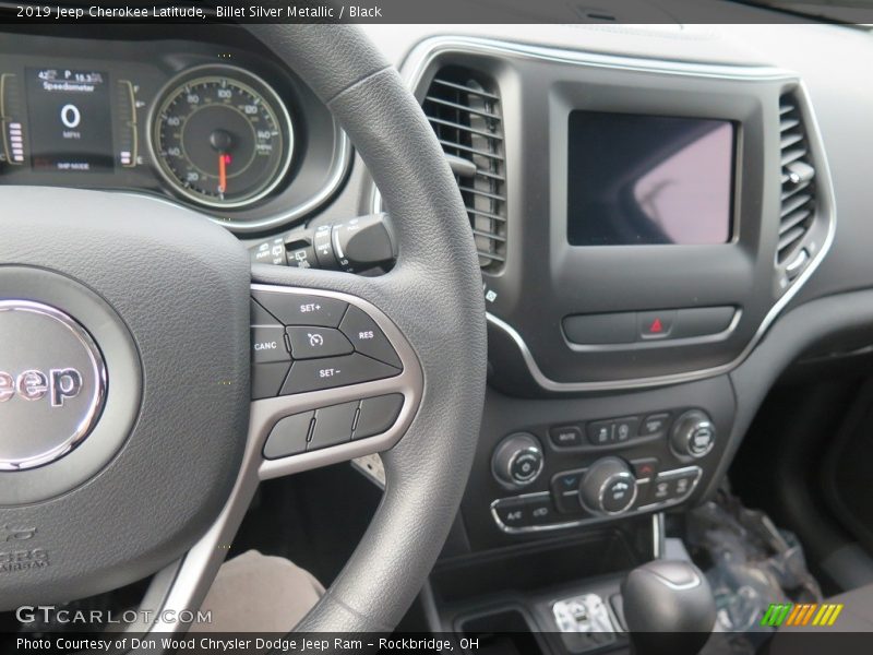 Billet Silver Metallic / Black 2019 Jeep Cherokee Latitude
