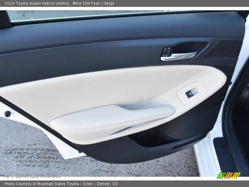 Door Panel of 2019 Avalon Hybrid Limited
