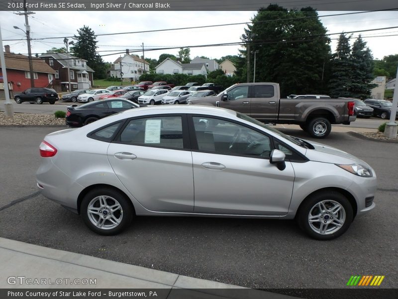 Ingot Silver / Charcoal Black 2018 Ford Fiesta SE Sedan