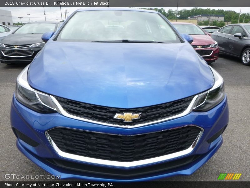 Kinetic Blue Metallic / Jet Black 2018 Chevrolet Cruze LT