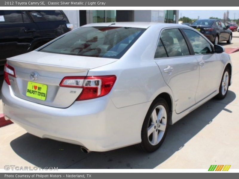 Classic Silver Metallic / Light Gray 2012 Toyota Camry SE