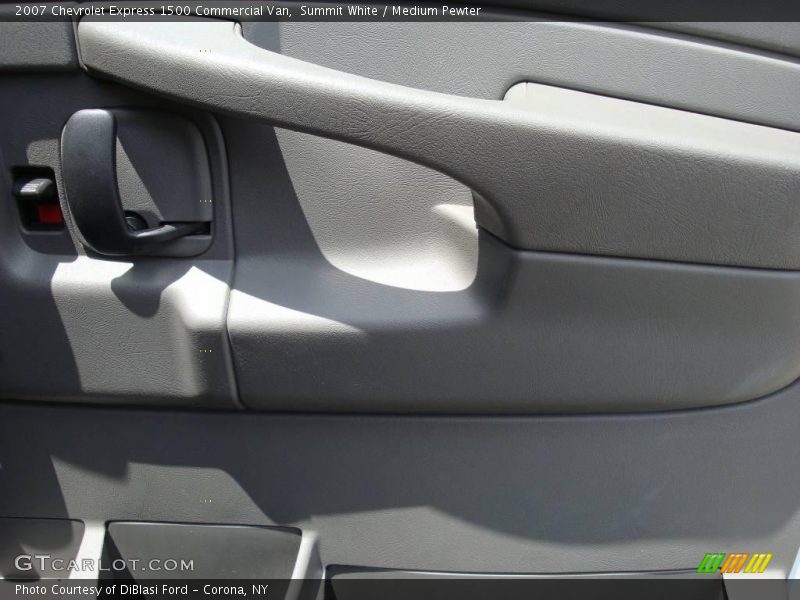 Summit White / Medium Pewter 2007 Chevrolet Express 1500 Commercial Van