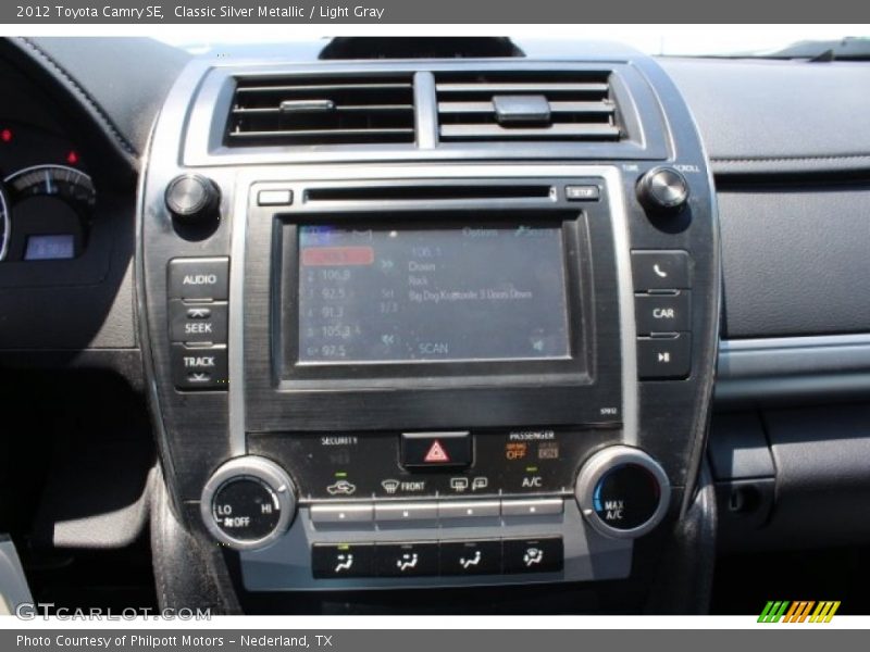 Classic Silver Metallic / Light Gray 2012 Toyota Camry SE