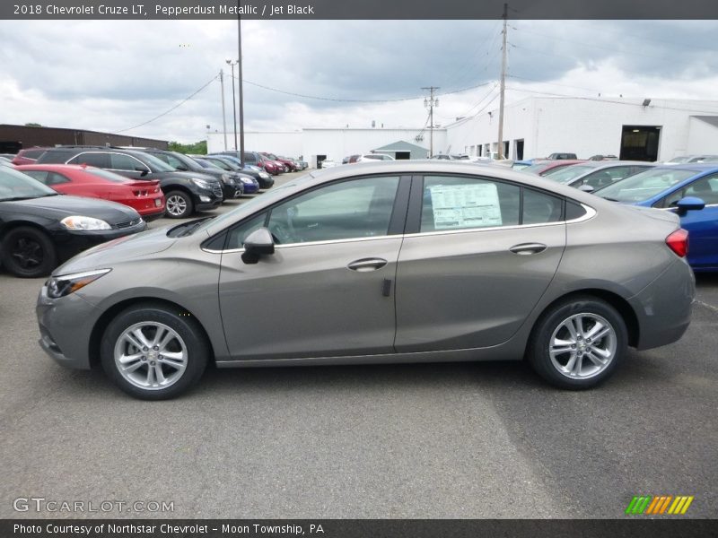 Pepperdust Metallic / Jet Black 2018 Chevrolet Cruze LT