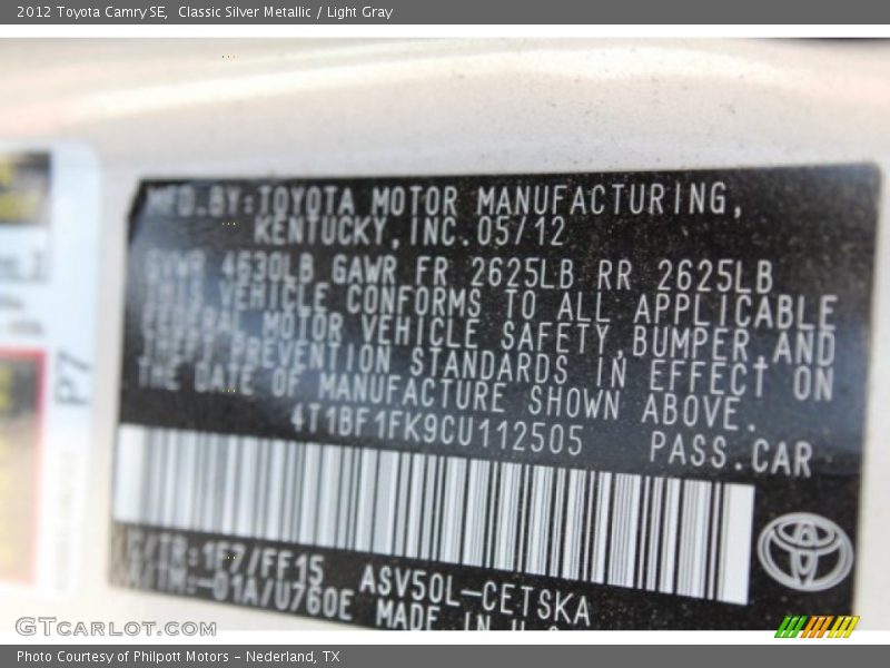 Classic Silver Metallic / Light Gray 2012 Toyota Camry SE