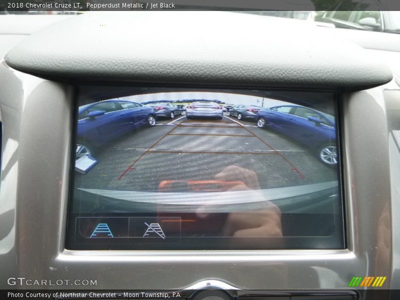Pepperdust Metallic / Jet Black 2018 Chevrolet Cruze LT