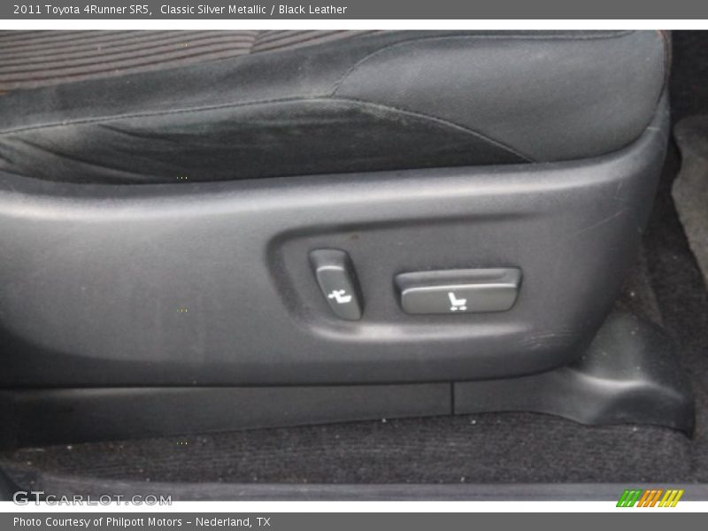 Classic Silver Metallic / Black Leather 2011 Toyota 4Runner SR5