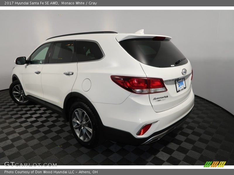 Monaco White / Gray 2017 Hyundai Santa Fe SE AWD