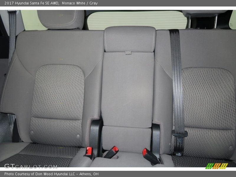 Monaco White / Gray 2017 Hyundai Santa Fe SE AWD
