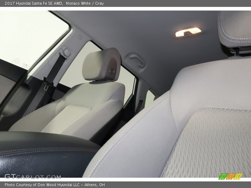 Monaco White / Gray 2017 Hyundai Santa Fe SE AWD