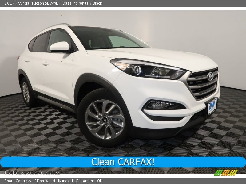 Dazzling White / Black 2017 Hyundai Tucson SE AWD