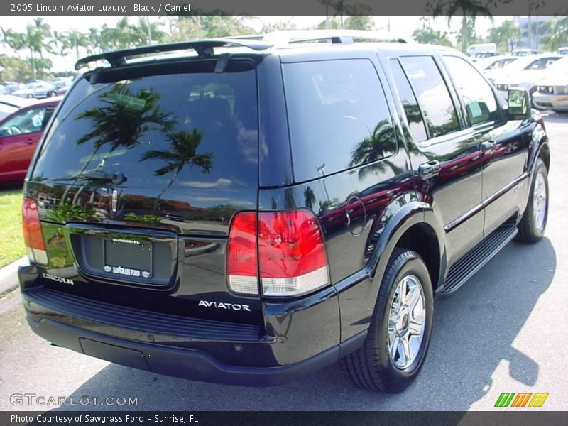 Black / Camel 2005 Lincoln Aviator Luxury