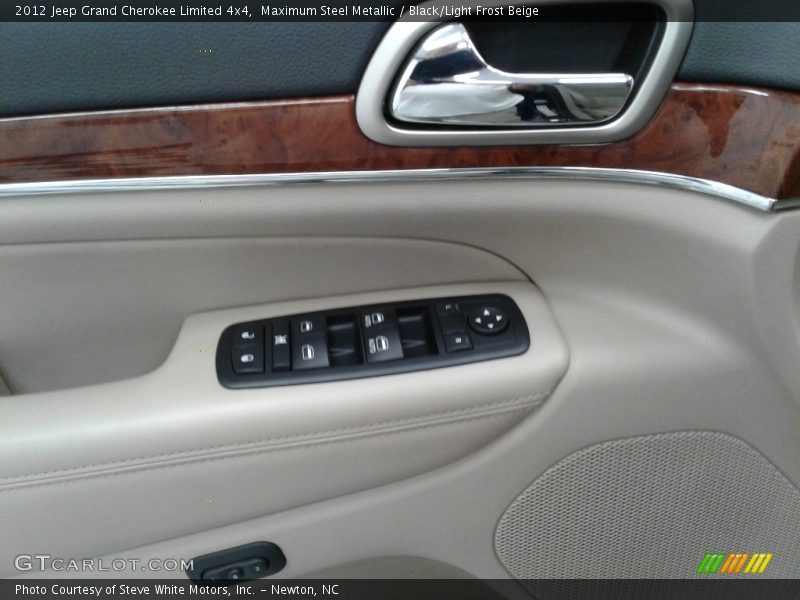 Maximum Steel Metallic / Black/Light Frost Beige 2012 Jeep Grand Cherokee Limited 4x4